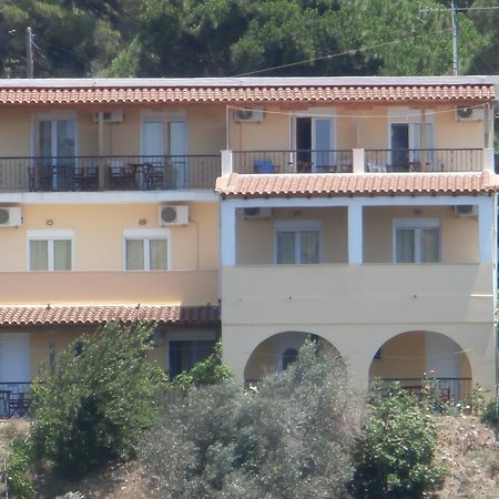 Villa Kavourakia Kolios Exterior photo
